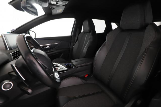 Peugeot 3008 image 8