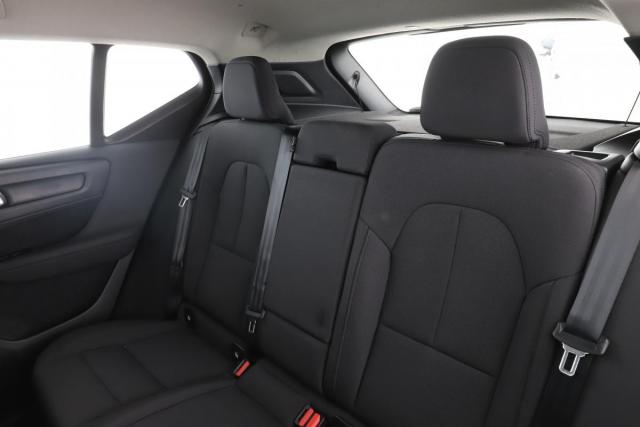 Volvo Xc40 image 9