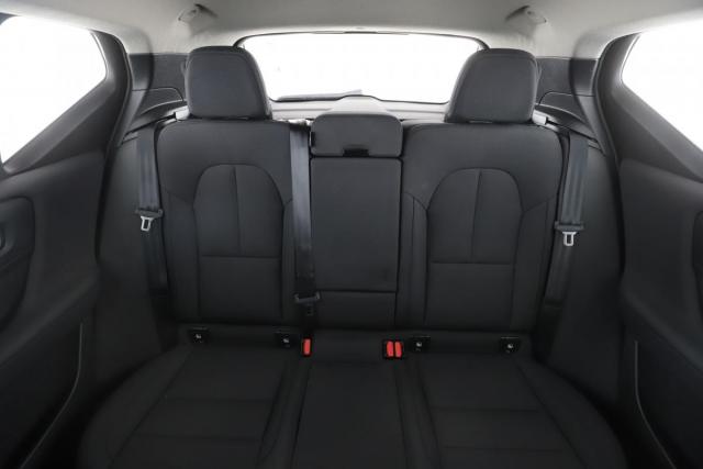 Volvo Xc40 image 6