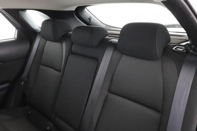 Mazda Cx-30 image 9
