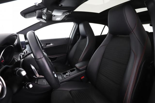 Mercedes Benz Gla image 3