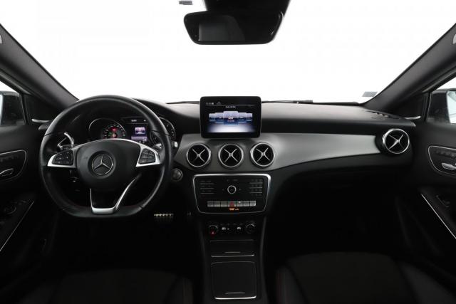 Mercedes Benz Gla image 7