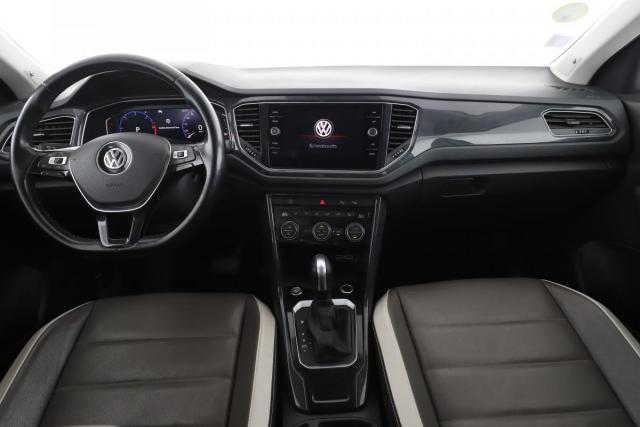 Volkswagen T-Roc image 9