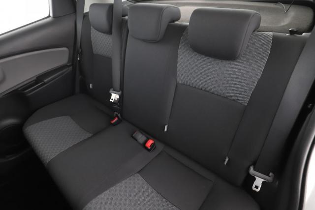 Toyota Yaris image 7