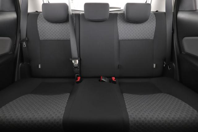 Toyota Yaris image 5