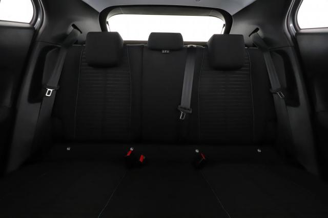 Peugeot 2008 image 4
