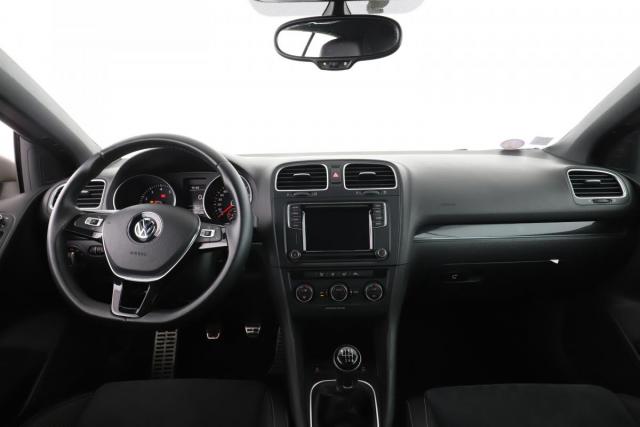 Volkswagen Golf image 6