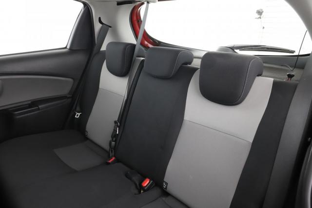 Toyota Yaris image 7