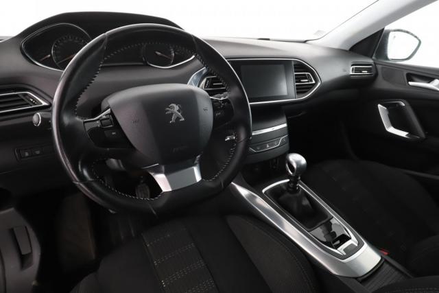 Peugeot 308 image 6