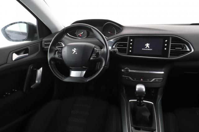 Peugeot 308 image 9