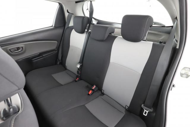 Toyota Yaris image 8