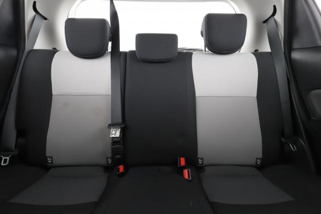 Toyota Yaris image 9