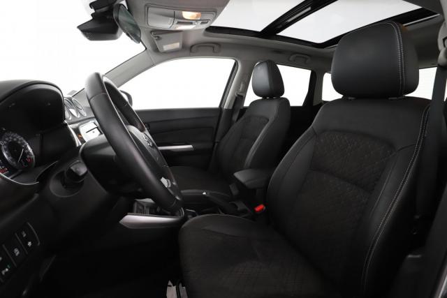 Suzuki Vitara image 6