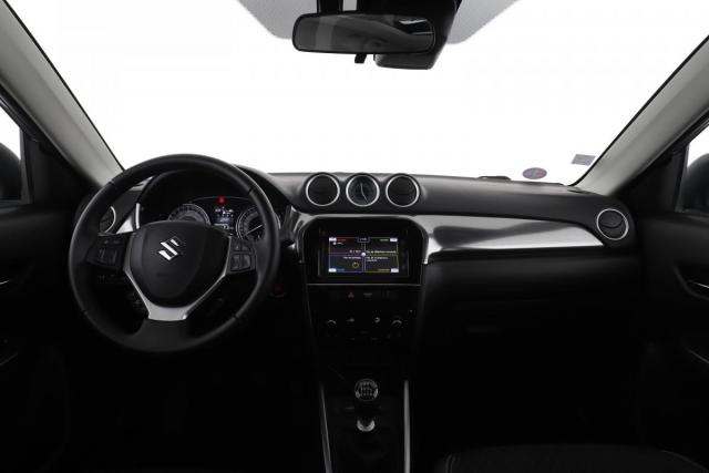 Suzuki Vitara image 3