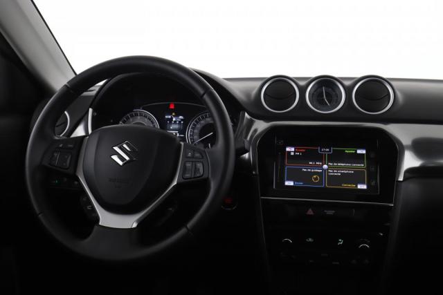 Suzuki Vitara image 2