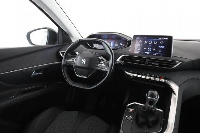 Peugeot 3008 image 6