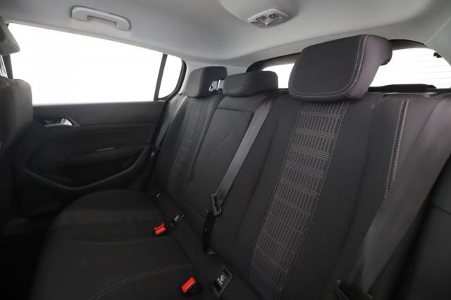 Peugeot 308 image 5