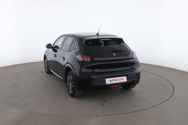 Peugeot 208 image 1