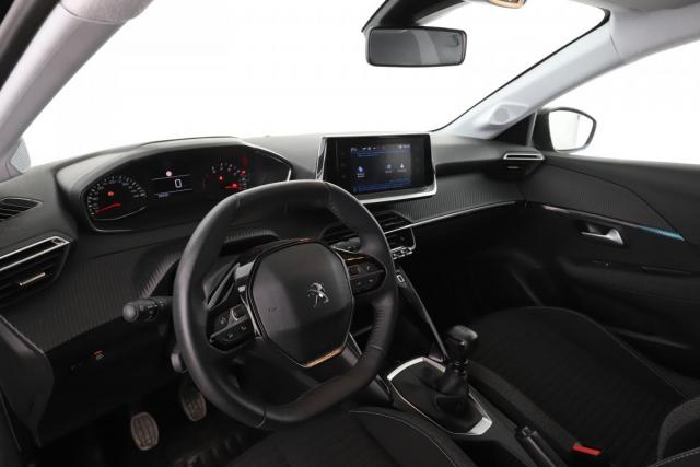 Peugeot 208 image 6