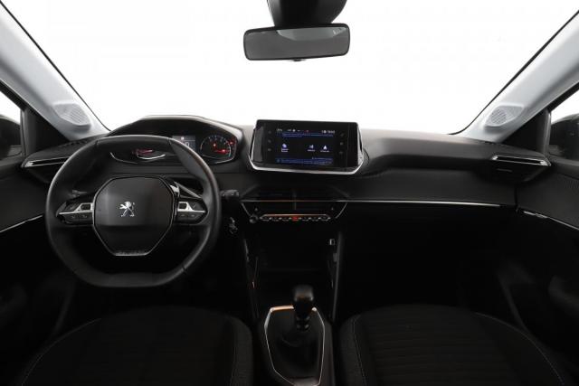 Peugeot 208 image 9