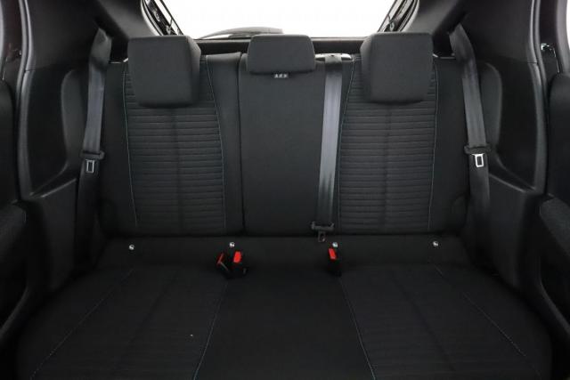 Peugeot 208 image 3