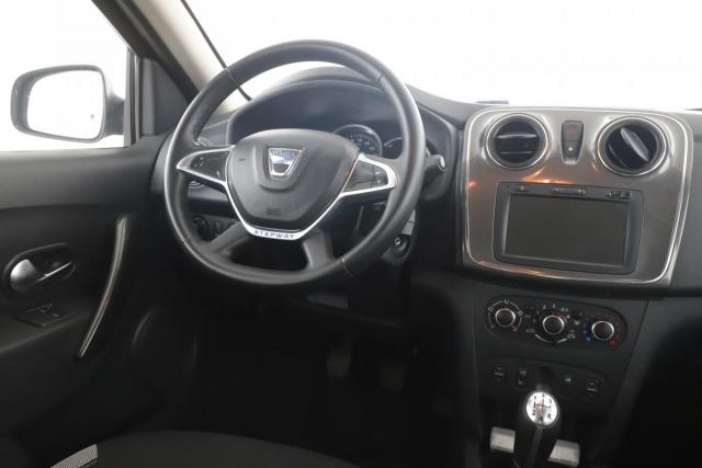 Dacia Sandero Ii image 2