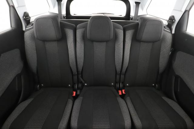 Peugeot 5008 image 8