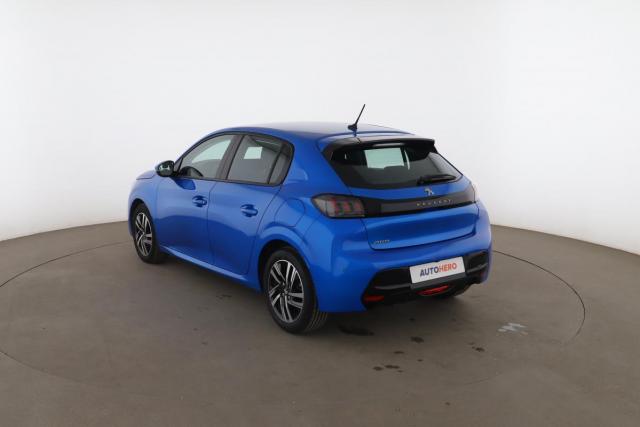 Peugeot 208 image 4