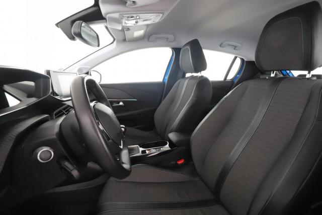 Peugeot 208 image 9