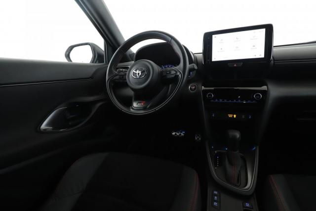 Toyota Yaris Cross image 4