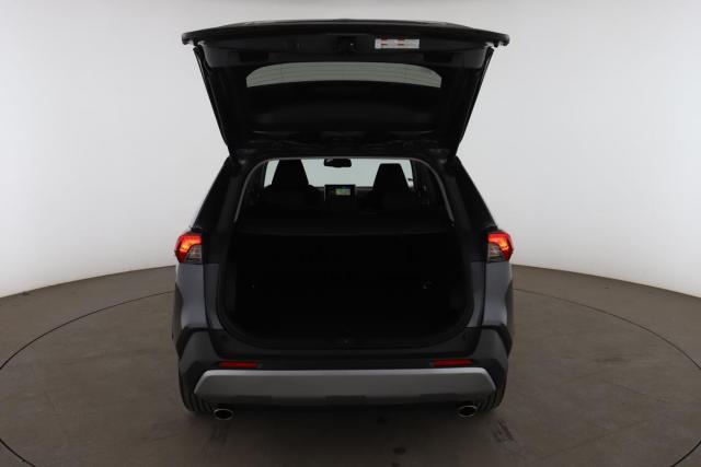 Toyota Rav4 image 4
