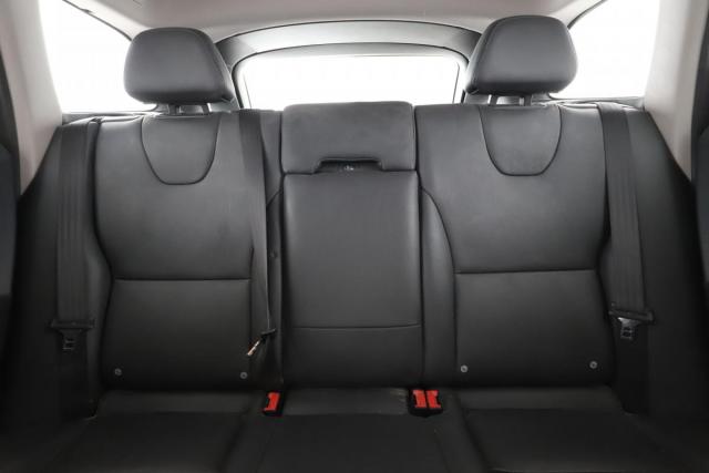 Volvo Xc60 image 2