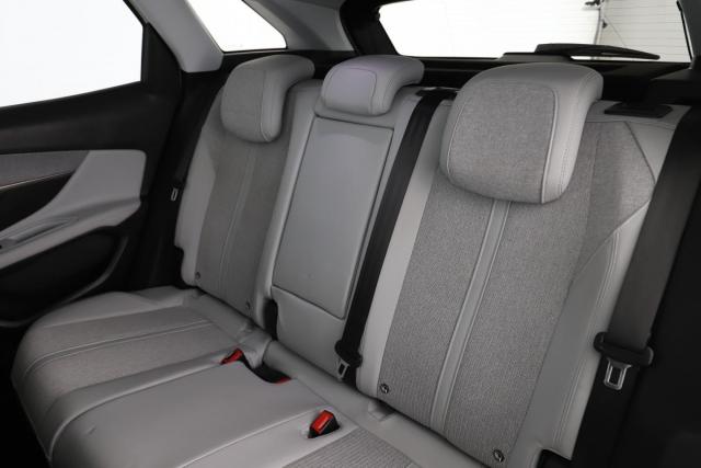 Peugeot 3008 image 7