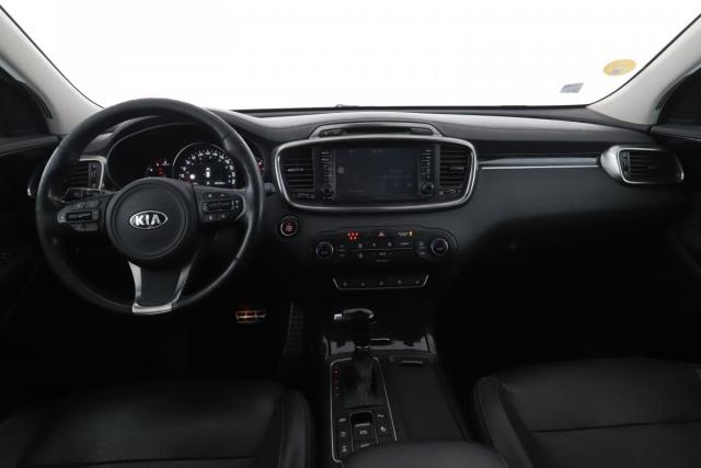 Kia Sorento image 3