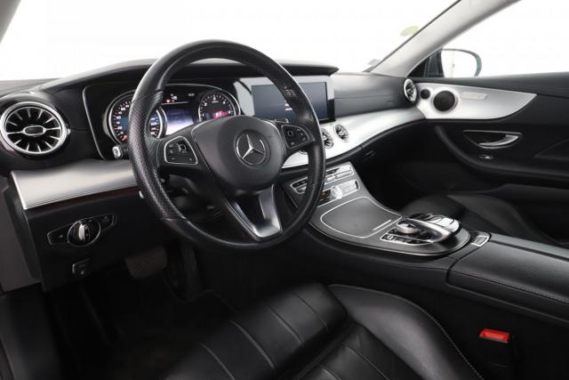 Mercedes Benz Classe E Coupe image 4