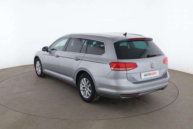 Volkswagen Passat Sw image 5
