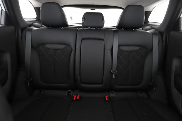 Renault Kadjar image 2
