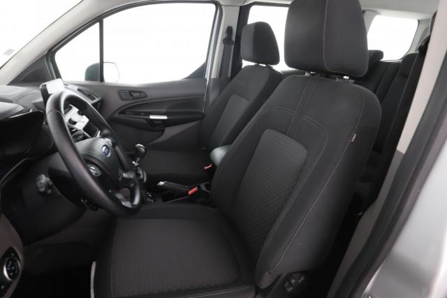 Ford Grand Tourneo Connect image 9
