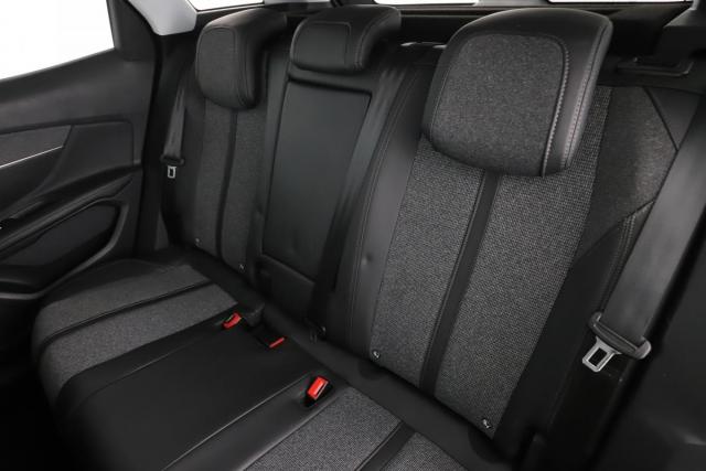 Peugeot 3008 image 9