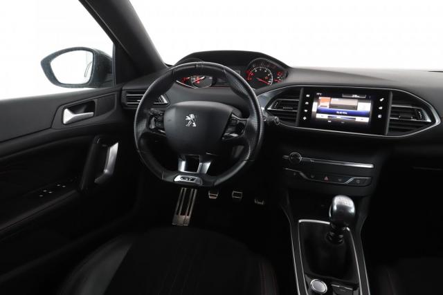 Peugeot 308 image 9