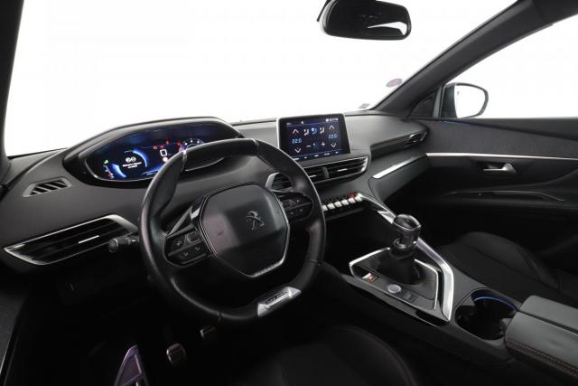 Peugeot 3008 image 3
