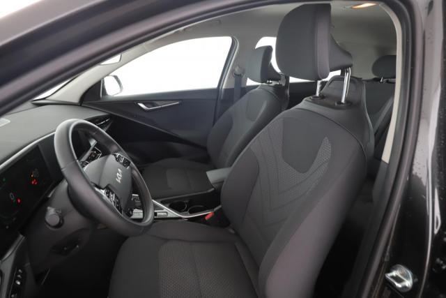 Kia Niro image 5