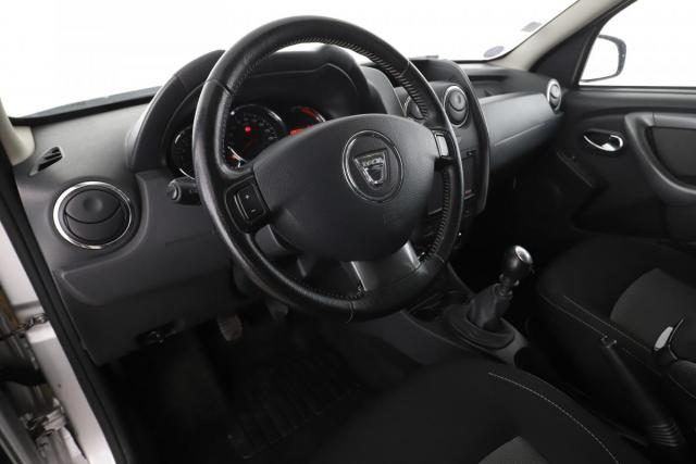 Dacia Duster image 8