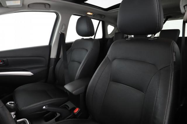 Suzuki Sx4 S-Cross image 8