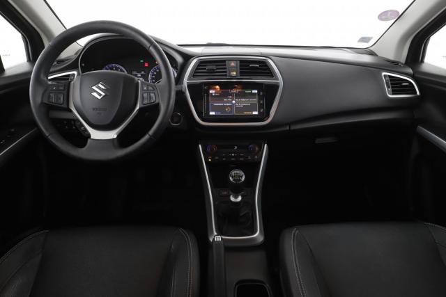 Suzuki Sx4 S-Cross image 9