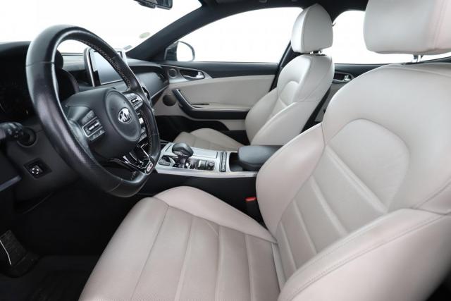 Kia Stinger image 3