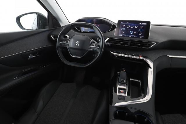 Peugeot 3008 image 8
