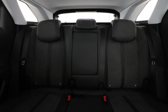 Peugeot 3008 image 2