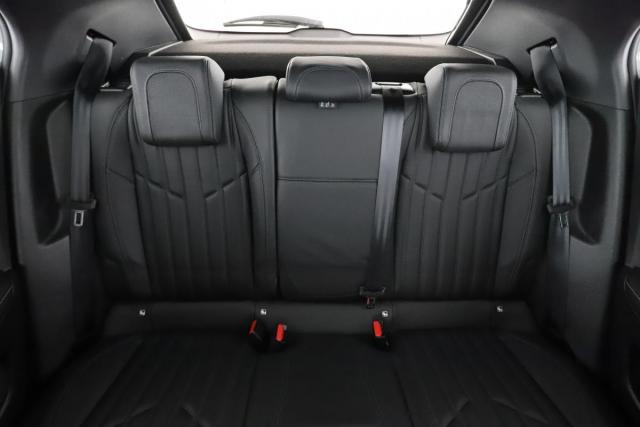 Peugeot 2008 image 3