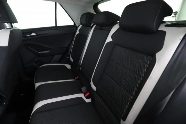 Volkswagen T-Roc image 7